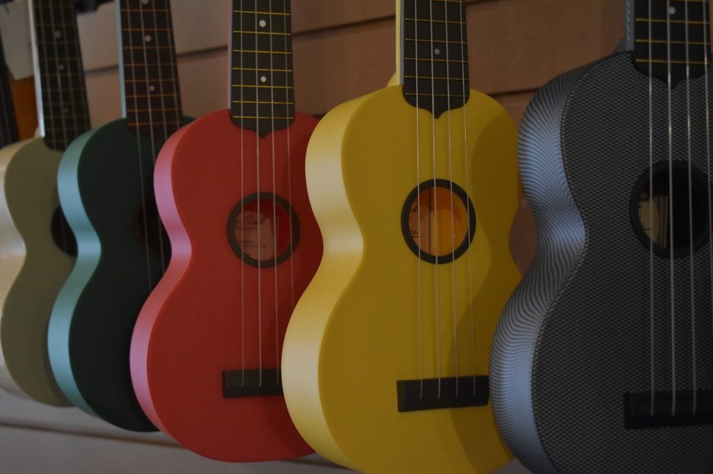 Best beginner ukulele - color ukuleles