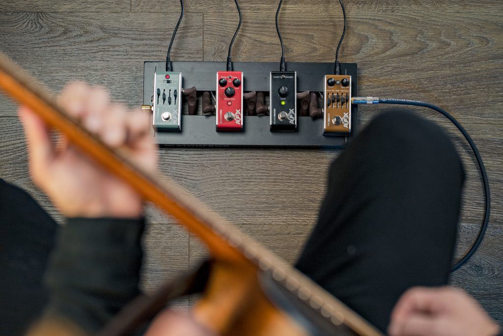 10 LOOPER PEDALS COMPARED — WHICH ONE IS THE BEST LOOPER GUITAR PEDAL FOR YOUR PEDALBOARD? 1