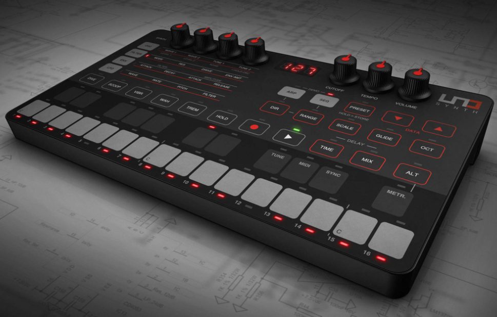 image of the IK Multimedia UNO Synth