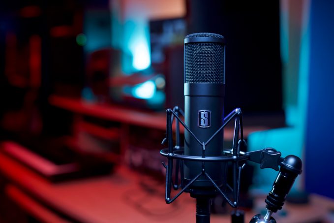 CAN ONE MICROPHONE DO IT ALL? CHOOSING A WORKHORSE MICROPHONE FOR YOUR HOME STUDIO 3