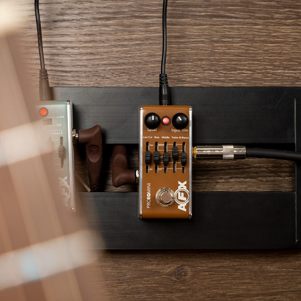 ARE THERE EFFECTS PEDALS FOR ACOUSTIC GUITAR? MEET THE FISHMAN AFX ACOUSTIC GUITAR PEDALS 5