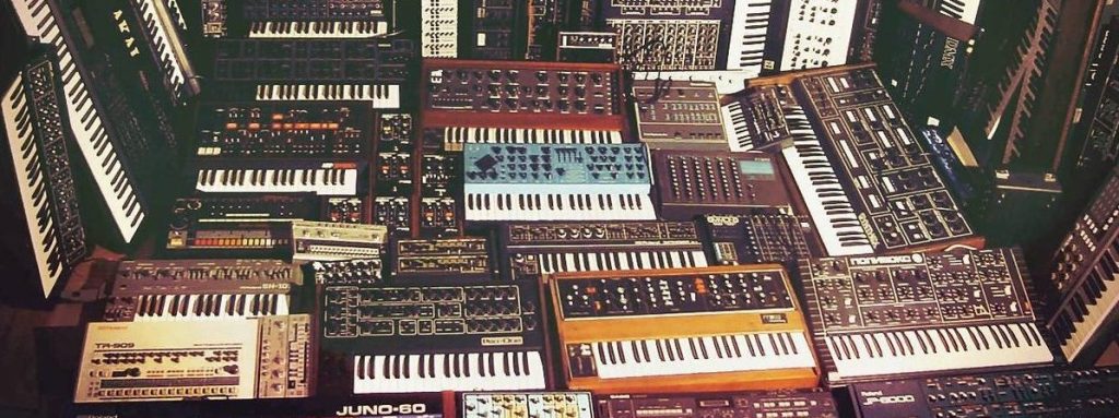 BEST SYNTHESIZERS FOR BEGINNERS